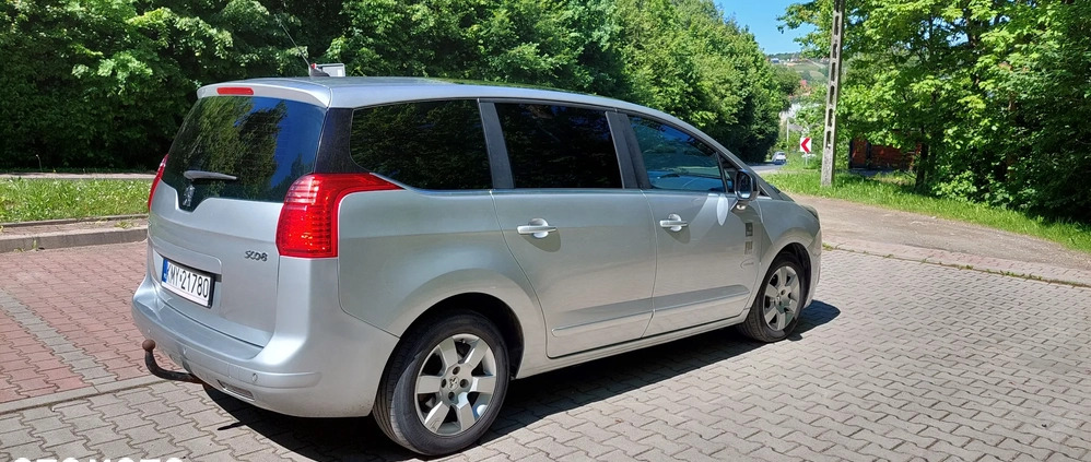 Peugeot 5008 cena 28400 przebieg: 299000, rok produkcji 2013 z Zakliczyn małe 254